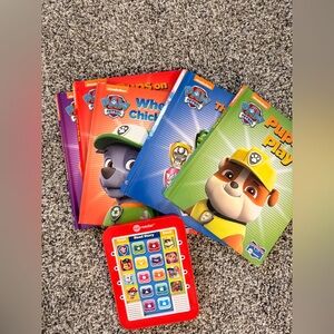 Paw Patrol Storybook Set with Red Reader